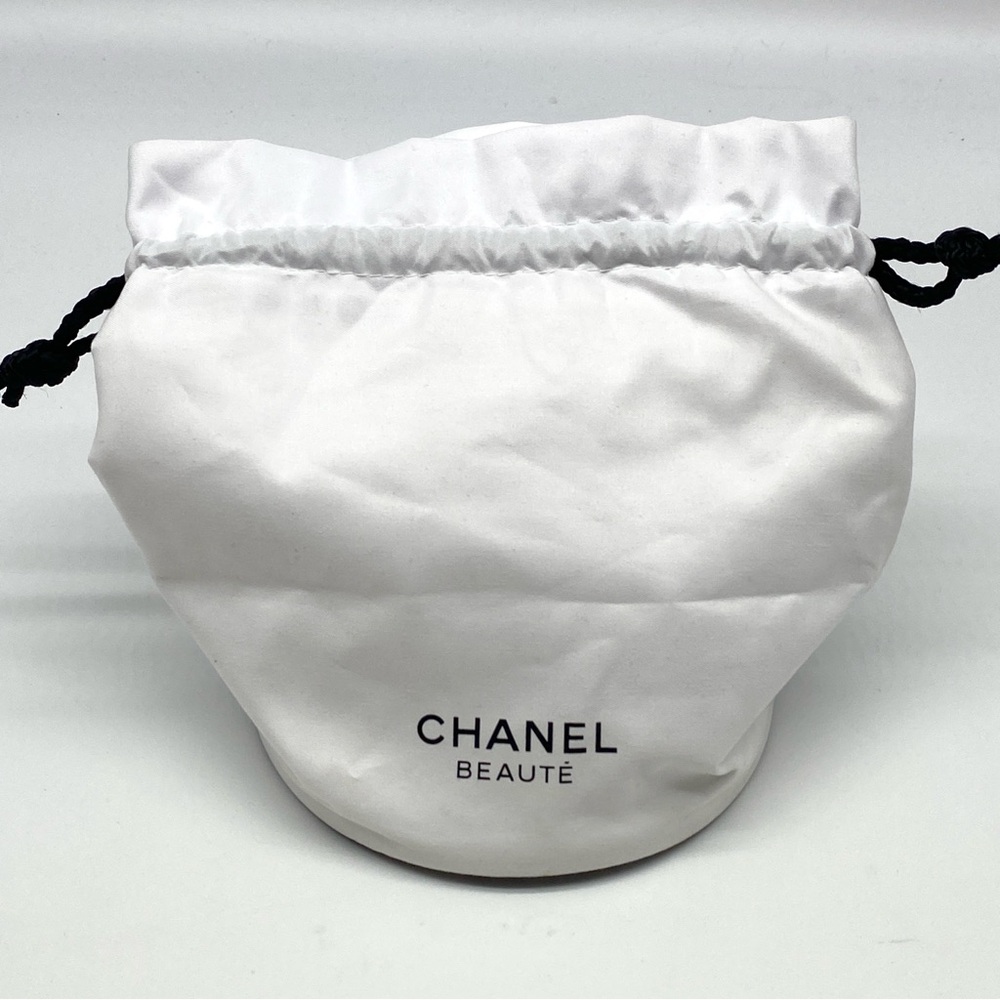 Chanel White Drawstring Round Pouch Cosmetic Make… - image 1